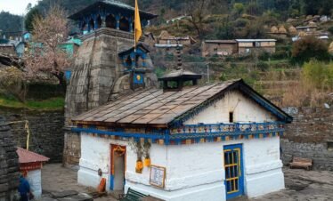 Triyuginarayan Temple